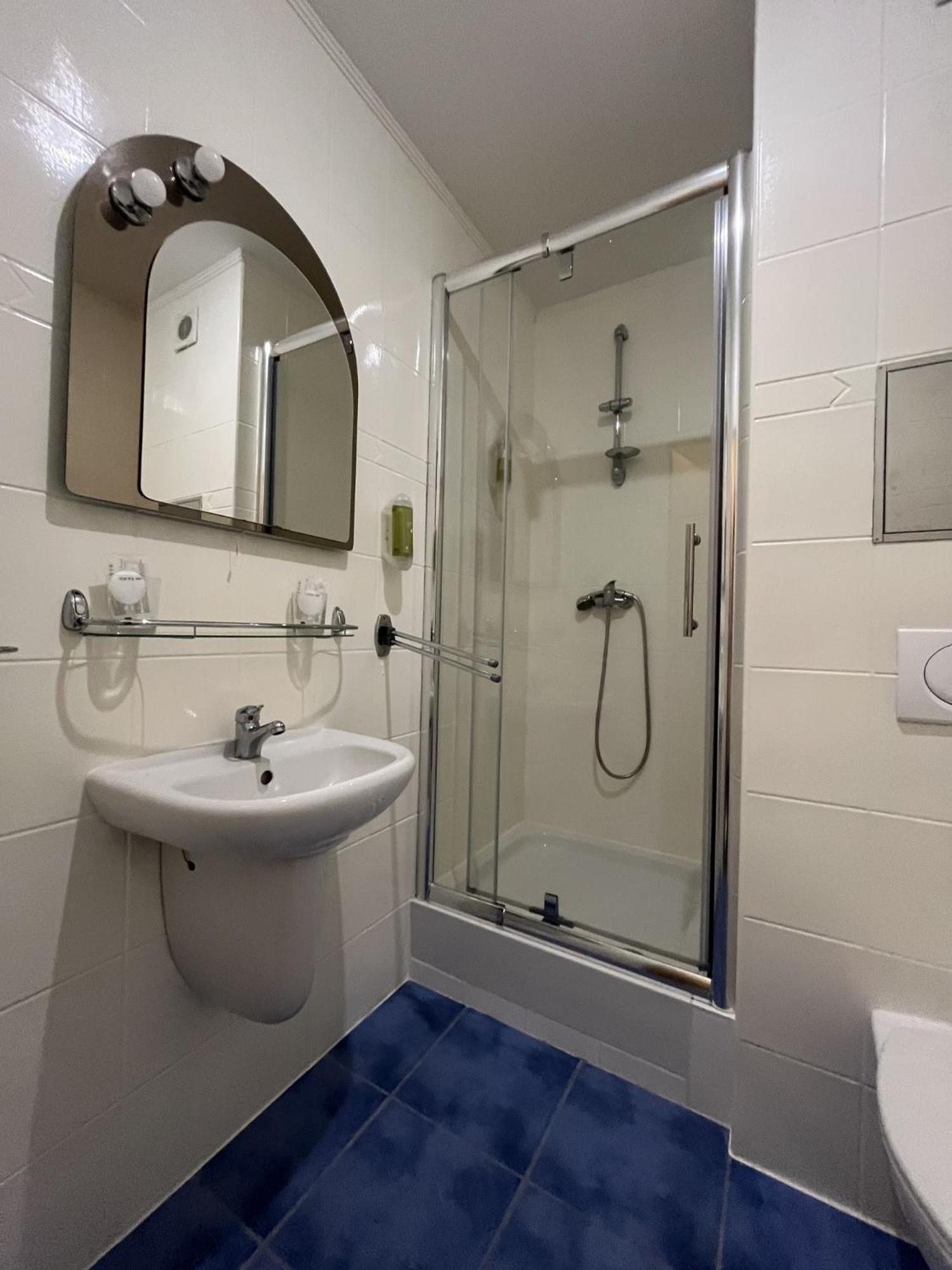 Hotel Zlaty Byk Rimavska Sobota Luaran gambar